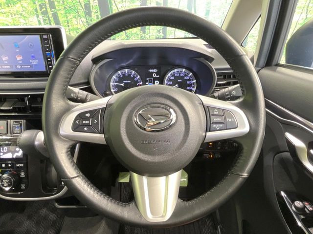 �y�����v�����X�e�A�����O�z�㎿�Ȋv���g�p���邱�ƂŁA��ɂ����������݂ƂĂ��^�]���₷���n���h���ł���