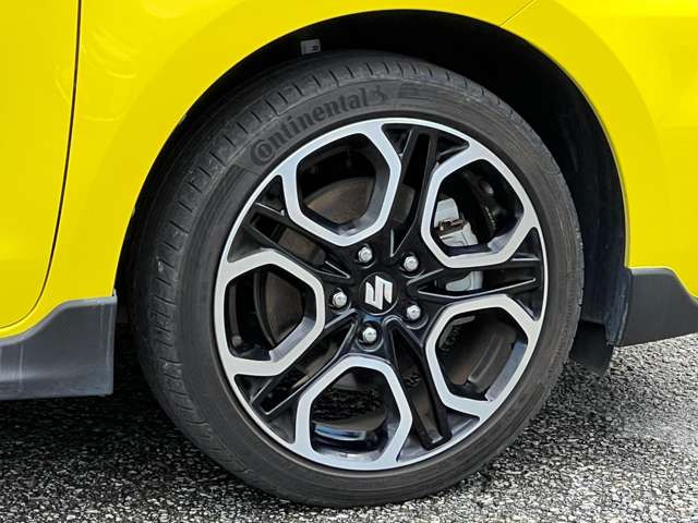 ���Ђ́A���q���܂̃j�[�Y�ɂ������o����悤�A�L�x�ȎԎ����葵���Ă���܂��B����芷���̍ۂ��A����A��낵�����肢�������܂��B