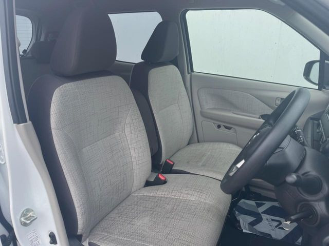 �^�]�ȃV�[�g���͎g�p�������Ȃ��A�ǍD�ȏ�ԂƂȂ��Ă��܂��B���J�Ɏg���Ă������Ƃ��悭�킩��܂��ˁB