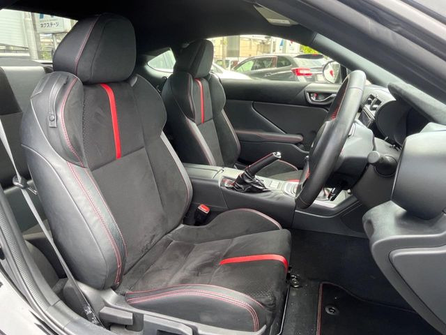 �h���C�o�[�ɂ���ĉ^�]���₷���|�W�V�����͈قȂ�A���̎Ԃ͂ǂ��Ȃ̂��s���Ȃ��Ƃ�����܂���ˁB�C�ɂȂ邨�Ԃ͓X���ŏ�荞��ł��m�F���������܂���