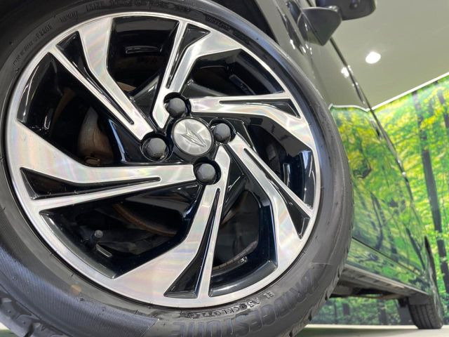 �y����15�C���`�A���~�z�C�[���z�O�ςɃ}�b�`���������A���~�z�C�[���𑕒����Ă���܂��B�e��ЊO�A���~�z�C�[����A�X�^�b�h���X�^�C�����戵�����Ă���܂��B���񂲑��k����������