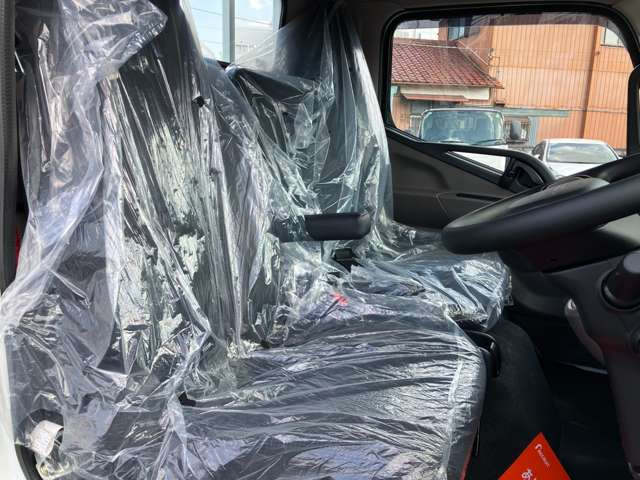 �܂��r�[���V�[�g�����������܂܂̃L���C�ȃV�[�g�ł���