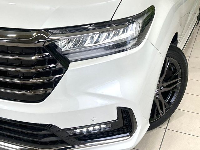 �yLED�w�b�h���C�g�z���V����ԑ��s�����ǍD�Ȏ��E���m�ۂ����S���ĉ^�]�ł��鍂�P�xLED�w�b�h���C�g�𑕔�!�_�����x�������A����d�͂��}�����Ă��܂��B