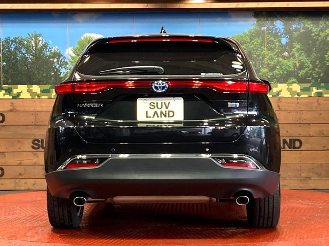 安心の最長10年・走行無制限保証(有償)をご用意。保証内容も充実はもちろん、無料点検&オイル交換や、年中無休の全国・24時間ロードサービスも付帯されておりますのでご安心下さい。