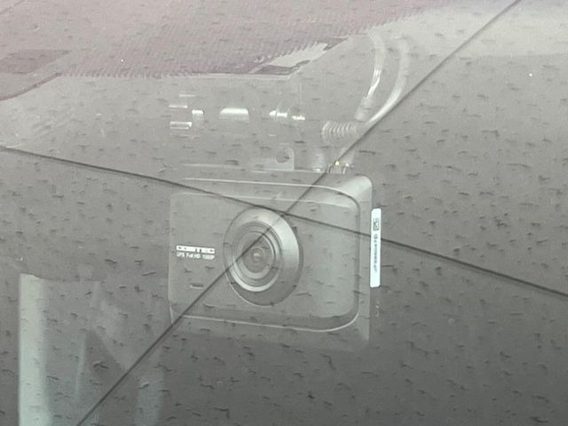 �y�h���C�u���R�[�_�[�z���S�E���S�ȃJ�[���C�t�ɕK�{�̃h���C�u���R�[�_�[�𑕔�!���s���͂������A������^�]�⎖�̂ɑ��������ۂ̏󋵂��f���ŋL�^���A����̃��X�N�ɔ����܂��B