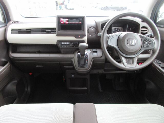 ���O���̐��|�E�K���X�n�{�f�B�R�[�e�B���O��CAR�N���[�j���O���Ǝ҂��{�H�������܂��̂ő�ϐ����B�I���b�N�X�����Ԃł݂͂Ȃ��܂ɉ��K�ȃh���C�u�����񑩁B