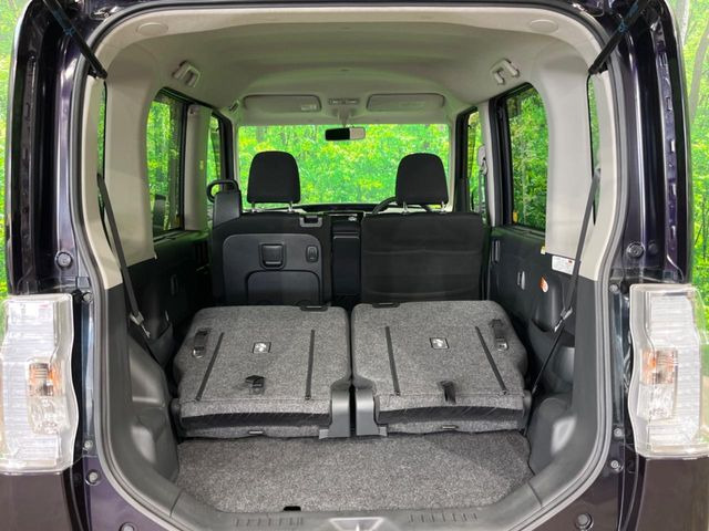 ���i�̂���������ʋ΁A���}���ɏ\���ȉ׎��X�y�[�X���m�ۂ��Ă���܂��B�Z�J���h�V�[�g��|���ƁA�傫�ȉו��̐ύڂ��\�ł���