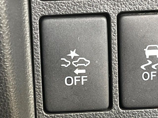 ���s���ɑO���̎ԗ�����F�����A�Փ˂������Ȏ��͌x��ƃu���[�L�ŏՓˉ���Ɣ�Q�y�����A�V�X�g�B�����S�Ƀh���C�u�����y���݂��������܂��B