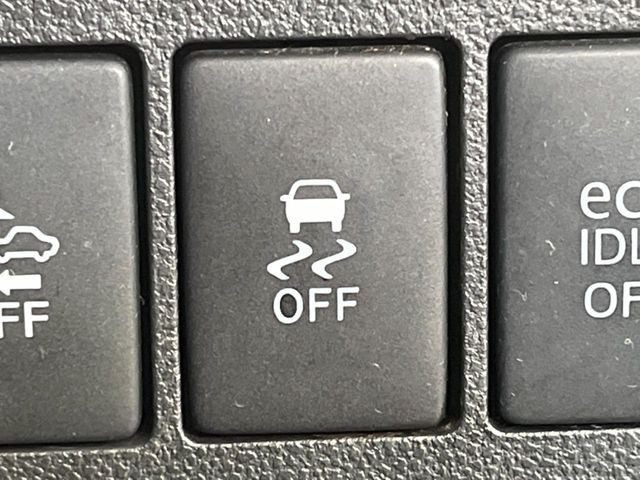 �y������h�~���u�z�ԗ��̉���������m����ƁA�����I�Ɏԗ��̐i�s������ۂ悤�Ɏԗ��𐧌䂵�܂��B�J�̓��ȂǊ���₷���H�ʏ󋵂ł����S�ȉ^�]���\�ł��B