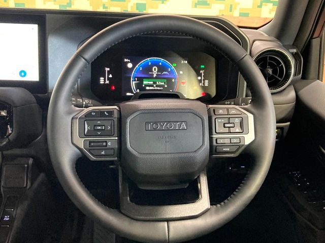 �y�����v�����X�e�A�����O�z�㎿�Ȋv���g�p���邱�ƂŁA��ɂ����������݂ƂĂ��^�]���₷���n���h���ł���