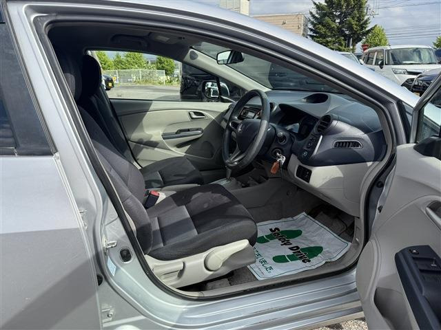 ���X�ł͊F�l�Ɉ��S���Ă��Ԃ��^�]���Ă����������߂̎����ԕی��ւ̉�����JAF�ւ̉����������Ȃ��܂��̂ł���]�̕��͂��C�y�ɂ����k������!