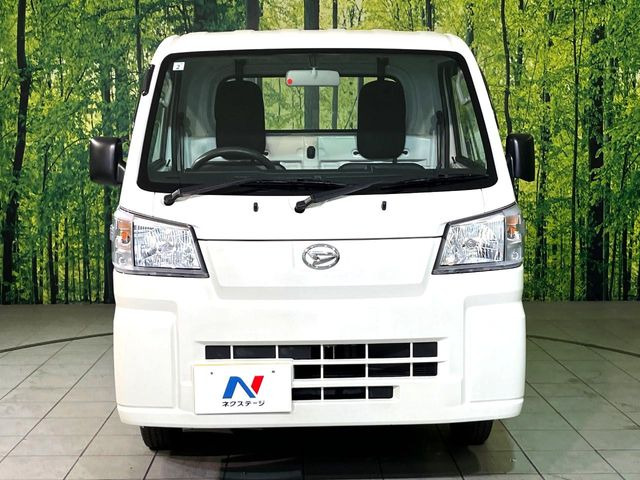 ���Ђł́A�S�ԁw�C�����Ȃ��x�̂��Ԃ̂ݎ�舵���Ă���܂��B��C�o�C���[�ɂ�錵�I�����d����̌�A���Ɍ�̎ԗ��`�F�b�N���s���A�l�N�X�e�[�W���F�肵�����i���Ȓ��ÎԂ����񋟂��Ă���܂��B