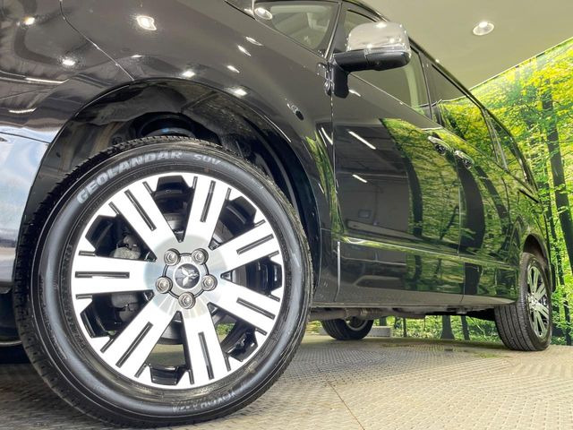 �y����18�C���`�A���~�z�C�[���z�O�ςɃ}�b�`���������A���~�z�C�[���𑕒����Ă���܂��B�e��ЊO�A���~�z�C�[����A�X�^�b�h���X�^�C�����戵�����Ă���܂��B���񂲑��k����������