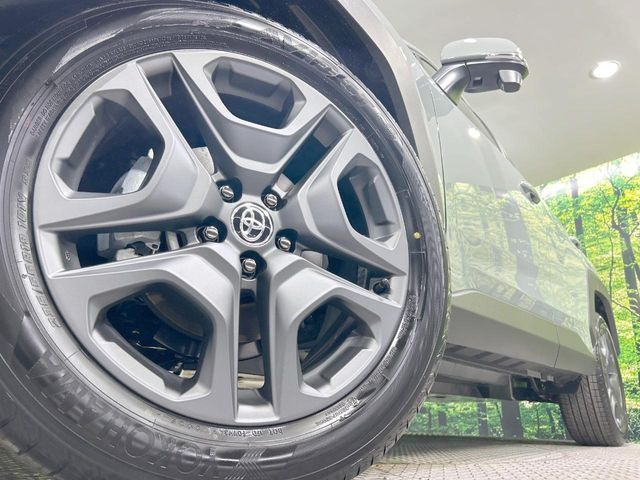 �y����19�C���`�A���~�z�C�[���z�O�ςɃ}�b�`���������A���~�z�C�[���𑕒����Ă���܂��B�e��ЊO�A���~�z�C�[����A�X�^�b�h���X�^�C�����戵�����Ă���܂��B���񂲑��k����������