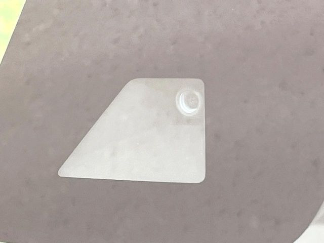 【エマージェンシーブレーキ】走行中に前方の車両等を認識し、衝突しそうな時は警報とブレーキで衝突回避と被害軽減をアシスト。より安全にドライブをお楽しみいただけます。