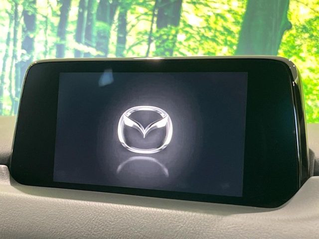 �y8.8�C���`�}�c�_�R�l�N�g�z�ԓ��̕��͋C�Ƀ}�b�`������^�̃f�B�X�v���C�B�X�}�z�ڑ��ł̃i�r�g�p��Bluetooth�Đ����A�l�X�ȋ@�\���y���߂܂��B�����I�ȃ_�C�������삪�\�ŁA�g��������ǍD�ł��B