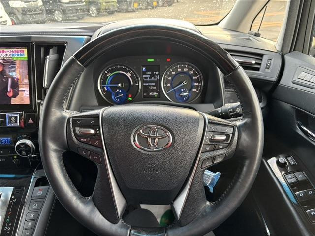 ガラスコーティング、ナビゲーション、ETCなど、その他のパーツの取り付けお見積もりのご相談も承っております!!クルマのこと何でもお任せください!