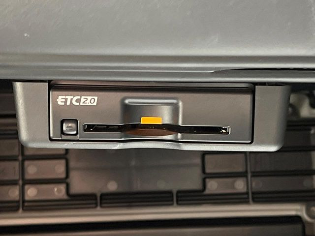 【ETC】高速道路の料金所をストレスなく通過!話題のスポットやサービスエリアに多い「スマートIC」利用時は必須のアイテムです。当店でセットアップを実施、ご納車当日からすぐにご利用いただけます!