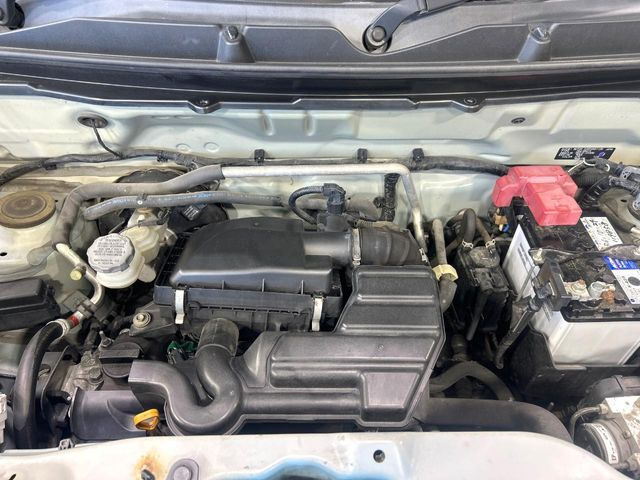 親切・丁寧な専門メカニックスタッフが応対!・車検・点検整備・事故等の修理などアフターサービスも安心。お車のカスタマイズもネクステージのサービススタッフまでご相談ください!