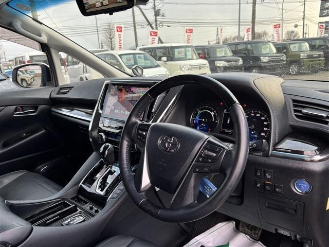 お気に入りの数字をナンバープレートに!愛着がますます湧きますね!※希望ナンバーには抽選番号がございます。(333、555、777など)抽選の場合、ご希望に添えない場合もございます。