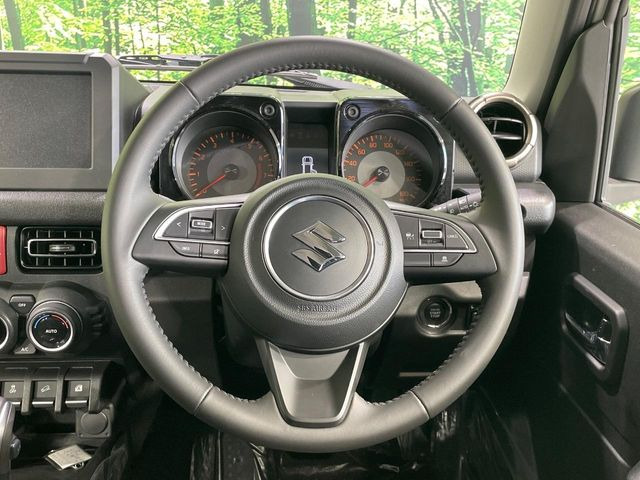 �y�����v�����X�e�A�����O�z�㎿�Ȋv���g�p���邱�ƂŁA��ɂ����������݂ƂĂ��^�]���₷���n���h���ł���