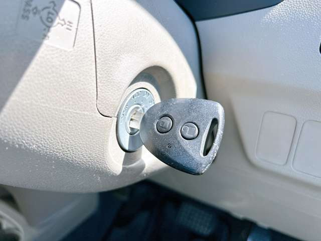 �y�L�[���X�G���g���[�z���ꂽ�ꏊ����h�A�̊J���ł��A�����^�b�`�Ŋy�X��荞�߂܂���