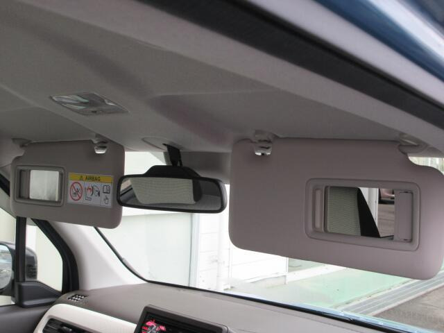 �����̕��ɂ̓��C�N�����Ȃǂɂ��ꂵ���o�j�e�B�~���[