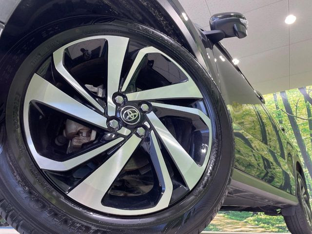 �y����17�C���`�A���~�z�C�[���z�O�ςɃ}�b�`���������A���~�z�C�[���𑕒����Ă���܂��B�e��ЊO�A���~�z�C�[����A�X�^�b�h���X�^�C�����戵�����Ă���܂��B���񂲑��k����������