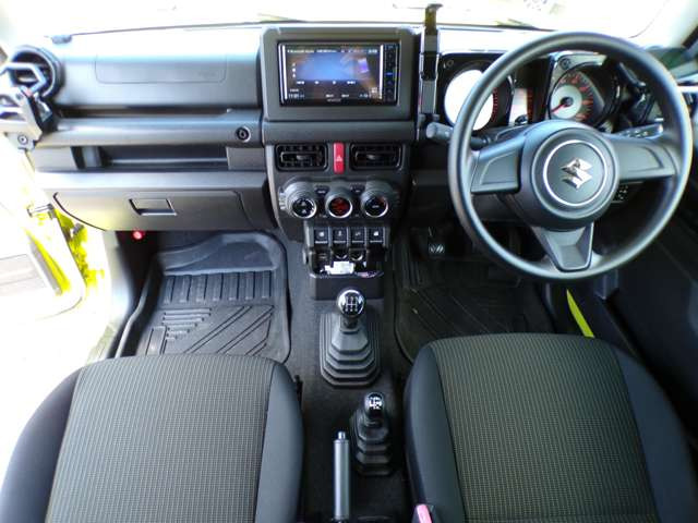 ★内外装クリーニング済みできれいな車をご覧いただけます★全車走行テスト実施済み入庫時走行テスト後に展示しておりますのでご安心ください★もちろん試乗も可能です事前にご予約下さい