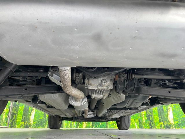 下回りがきれいなうちに、防錆加工の施工がオススメ。降雪地域はもちろん、沿岸部にお住いの方や、趣味でマリン・ウィンタースポーツをされる方にご好評いただいております。