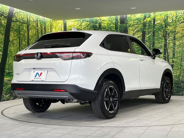 ☆全国のネクステージからお取り寄せが可能※!遠方の店舗に展示してあるクルマが気になる場合も、最寄りの店舗でご覧いただくことが可能です!是非私たちに要望をお聞かせください!※別途費用