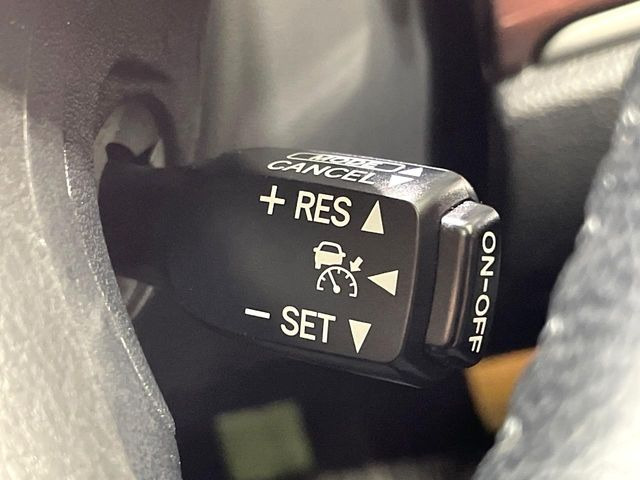 �y���[�_�[�N���[�Y�R���g���[���z�������H�ł̒��������s���y��!!�����ő��x��ۂN���[�Y�R���g���[�����A�Փˌy���V�X�e���ƘA�g���A�O���̎ԗ������m���ĎԊԂ�ۂ悤�ɑ��x���߂��Ă���܂�!!