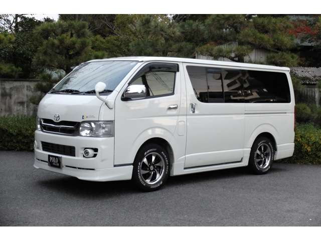 �i�r&TV�A�o�b�N���j�^�[�AETC���t���Ă���܂��B