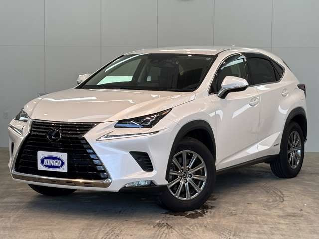 NX(レクサス) 300h Iパッケージ 4WD　全方位カメラ ETC ナビ TV 前後ドラレ 中古車画像