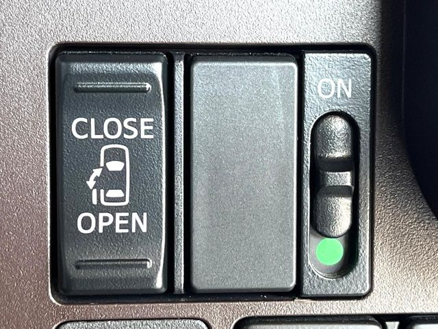 �y�p���[�X���C�h�h�A�z�X�}�[�g�L�[��^�]�Ȃ̃X�C�b�`�ŃX���C�h�h�A�̊J���\���d��������͂����ăh�A���J����K�v�������A���������q�l�ł��A�d���ו��������Ă��鎞�����N�ɊJ���߂ł��܂���