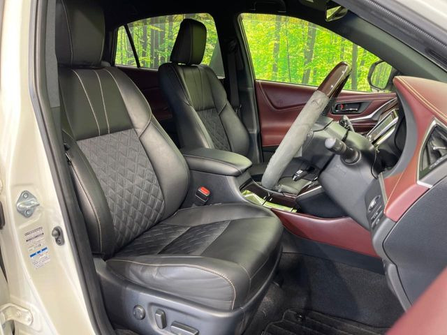 【パワーシート】スイッチ一つで簡単にシートの微調整が可能!電動だから力もいりません!快適なシートポジションにセットして、快適なドライブをお楽しみください。