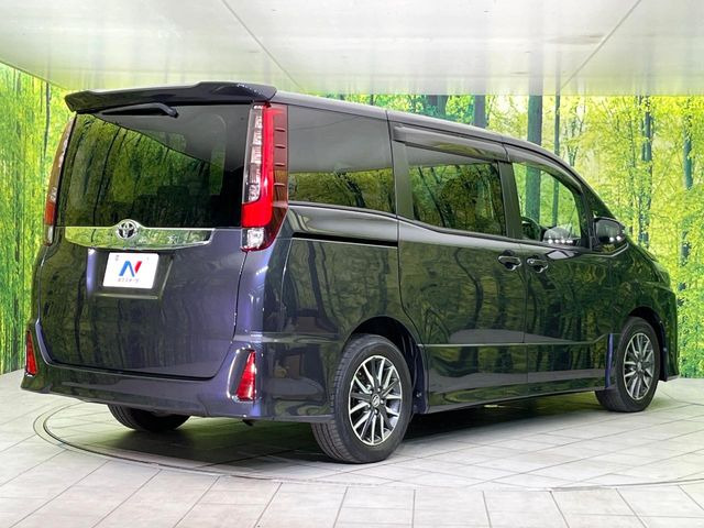 ☆全国のネクステージからお取り寄せが可能※!遠方の店舗に展示してあるクルマが気になる場合も、最寄りの店舗でご覧いただくことが可能です!是非私たちに要望をお聞かせください!※別途費用