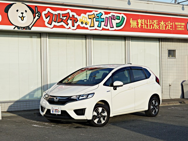 フィット1.5 ハイブリッド Fパッケージ 4WD
