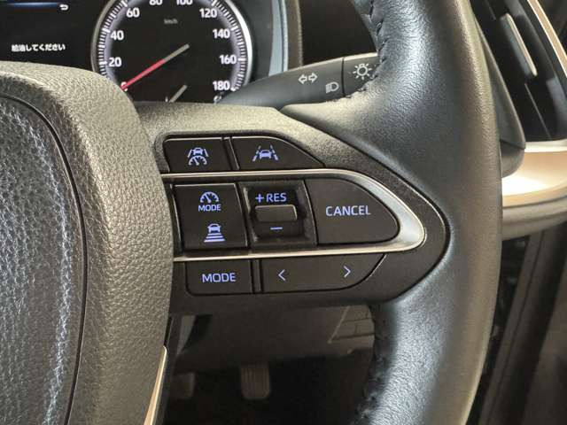 お車の機能や安全装備に関して気になる方は、ぜひ一度ご来店ください!その場でスタッフがご説明可能です!