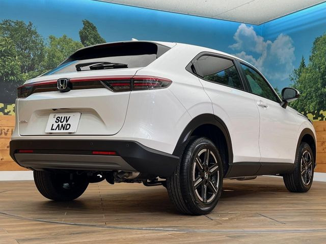 ☆全国のネクステージからお取り寄せが可能※!遠方の店舗に展示してあるクルマが気になる場合も、最寄りの店舗でご覧いただくことが可能です!是非私たちに要望をお聞かせください!※別途費用