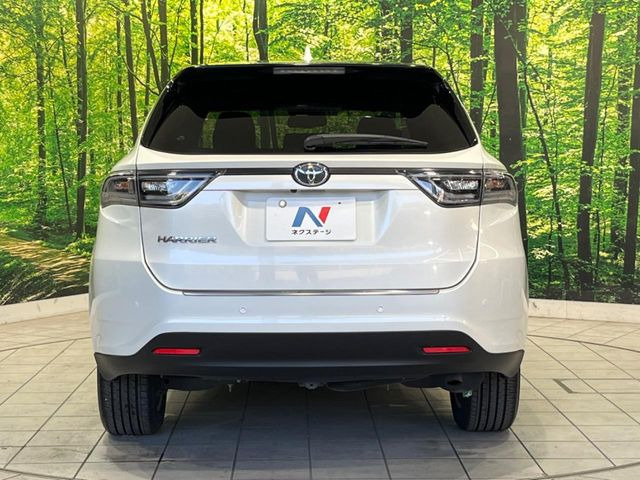 安心の最長10年・走行無制限保証(有償)をご用意。保証内容も充実はもちろん、無料点検&オイル交換や、年中無休の全国・24時間ロードサービスも付帯されておりますのでご安心下さい。