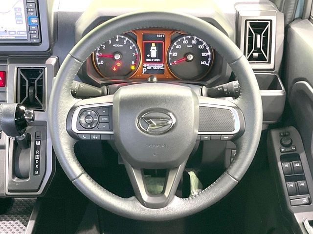 �y�����v�����X�e�A�����O�z�㎿�Ȋv���g�p���邱�ƂŁA��ɂ����������݂ƂĂ��^�]���₷���n���h���ł���