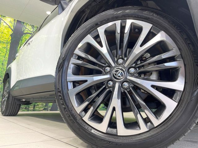 �y����18�C���`�A���~�z�C�[���z�O�ςɃ}�b�`���������A���~�z�C�[���𑕒����Ă���܂��B�e��ЊO�A���~�z�C�[����A�X�^�b�h���X�^�C�����戵�����Ă���܂��B���񂲑��k����������