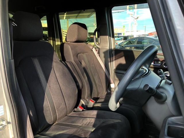 �^�]�ȃV�[�g���͎g�p�������Ȃ��A�ǍD�ȏ�ԂƂȂ��Ă��܂��B���J�Ɏg���Ă������Ƃ��悭�킩��܂��ˁB