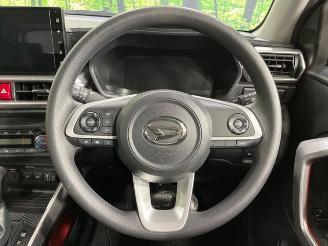 �y�X�e�A�����O�X�C�b�`�z�^�]���A�O������ڐ������炷���ƂȂ��A�I�[�f�B�I���̑��삪�\�ȕ֗��@�\!���S&���K�ȃh���C�u�����o���Ă���܂���