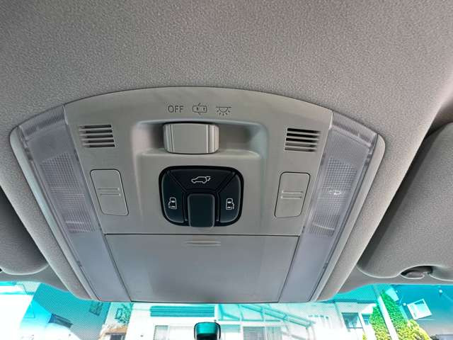 ���S���u���[��