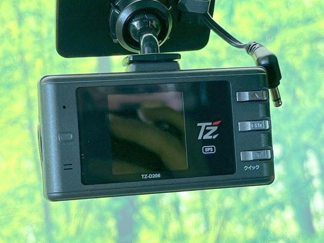 �y�h���C�u���R�[�_�[�z���S�E���S�ȃJ�[���C�t�ɕK�{�̃h���C�u���R�[�_�[�𑕔�!���s���͂������A������^�]�⎖�̂ɑ��������ۂ̏󋵂��f���ŋL�^���A����̃��X�N�ɔ����܂��B