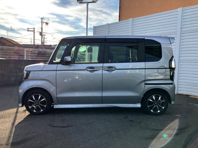 ��D�]�̃{�f�B�R�[�e�B���O�u�e�X�v���b�V���R�[�g�v�����[�Ԃ܂łɎ{�H�\�B�ʏ�̃K���X�R�[�g�ƈقȂ�A�ϋv�N��6�N�̖��@���K���X�R�[�e�B���O���A�{�f�B���L���C�ȏ�Ԃɕۂ��Ă���܂��B