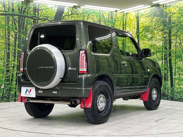 ☆全国のネクステージからお取り寄せが可能※!遠方の店舗に展示してあるクルマが気になる場合も、最寄りの店舗でご覧いただくことが可能です!是非私たちに要望をお聞かせください!※別途費用