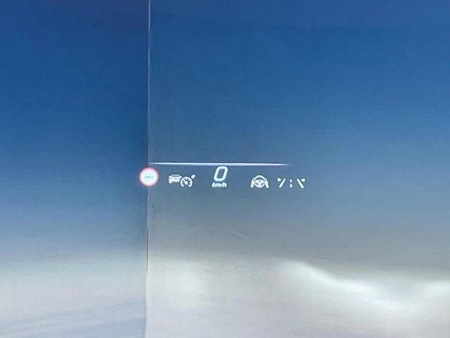 ��AR�w�b�h�A�b�v�f�B�X�v���C:���݂̑��x�⑖�s�����f�W�^���\���ŉ^�]�ȑO���̃K���X�ɓ��e!�^�]���A���������炳���K�v�ȏ����m�F�ł���̂łƂ��Ă��֗��ň��S!